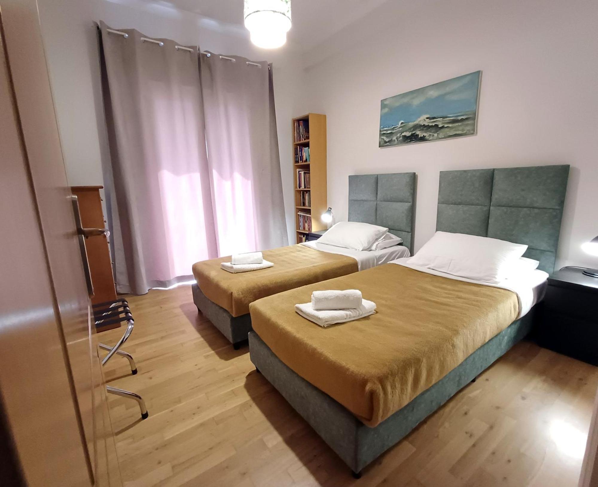 Georgia'S Cozy Apartment In Koukaki 아테네 외부 사진
